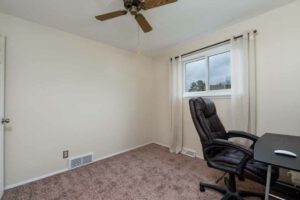 11375 Glen Oval, Parma Heights, OH 44130 - Bedroom Photo