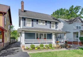 2172 Briarwood Road, Cleveland Heights, OH 44118