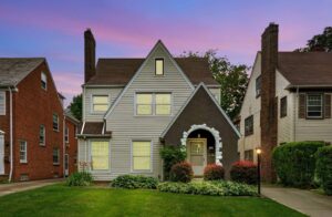 3559 Gridley Rd, Shaker Heights, OH 44122