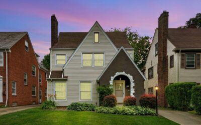 3559 Gridley Rd, Shaker Heights, OH 44122