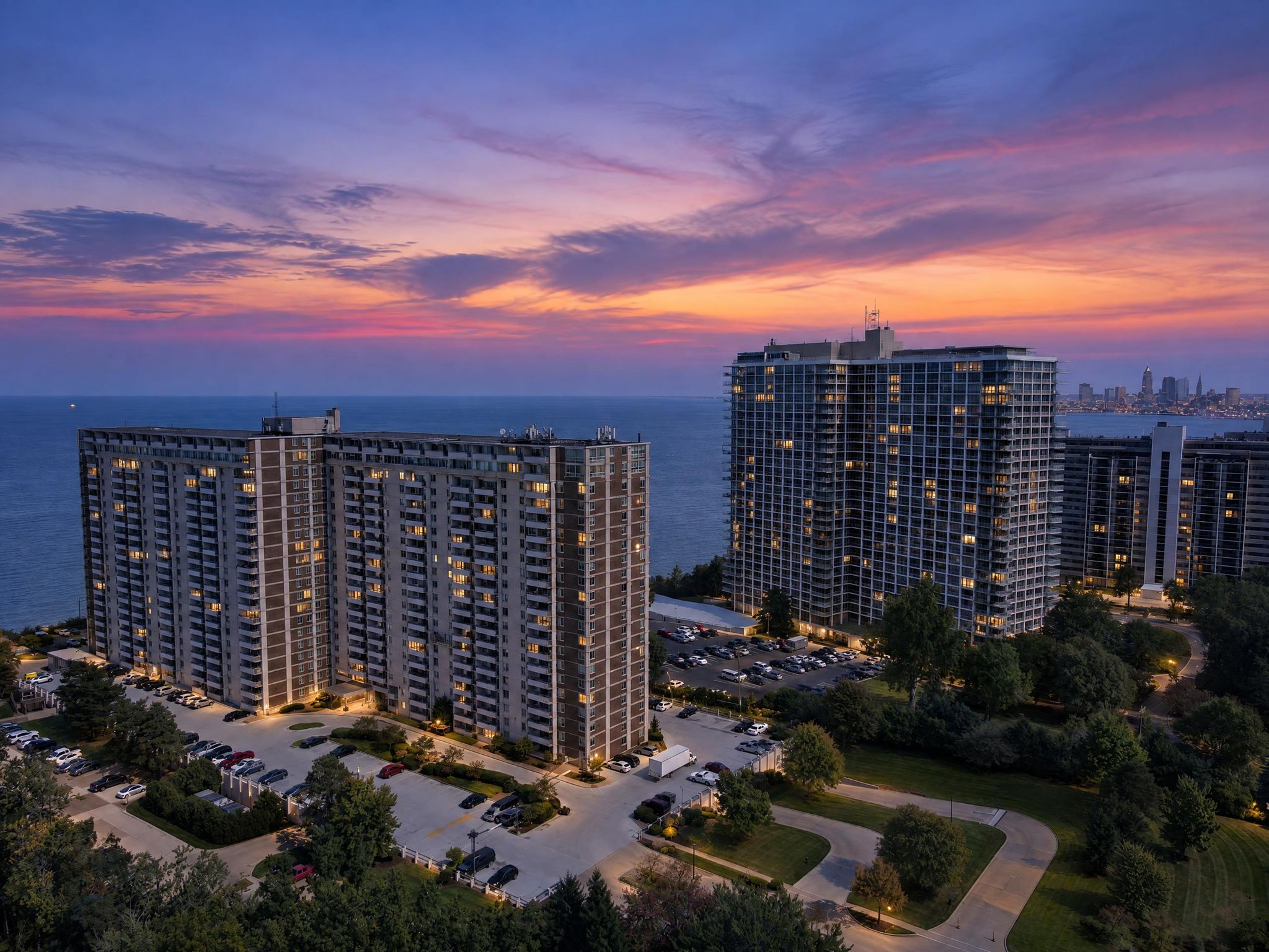 12900 Lake Ave #1414, Lakewood, OH 44107